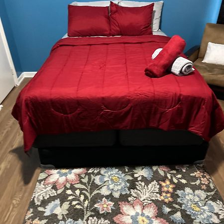 Fidelia Garnet Room, Queen Bed Minutes From Newark Liberty International Airport And Newark Penn Station Kültér fotó