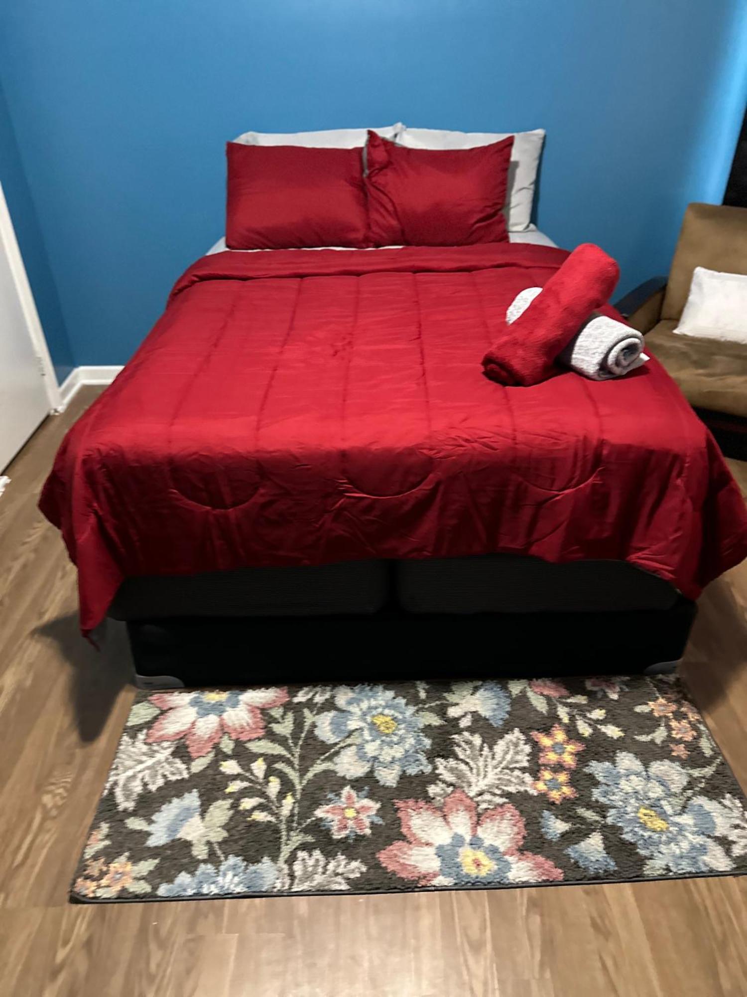 Fidelia Garnet Room, Queen Bed Minutes From Newark Liberty International Airport And Newark Penn Station Kültér fotó